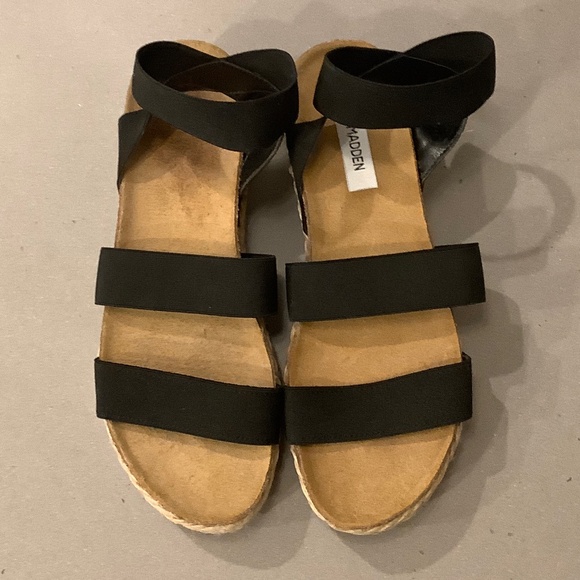 Steve Madden Lacole Flat Platform Black Elastic Strappy Sandal Size 9.5M - Picture 4 of 11